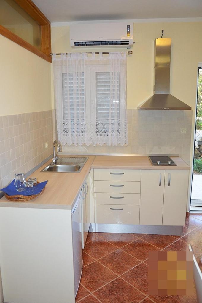 Studio Apartment In Preko With Sea View, Terrace, Air Conditioning, Wi-Fi Dış mekan fotoğraf