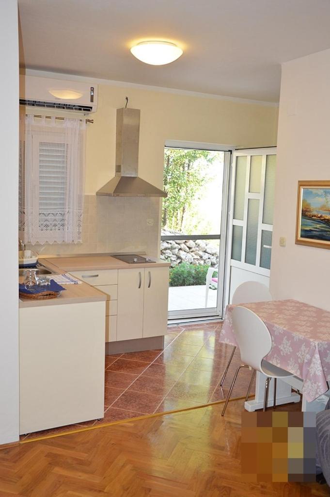 Studio Apartment In Preko With Sea View, Terrace, Air Conditioning, Wi-Fi Dış mekan fotoğraf