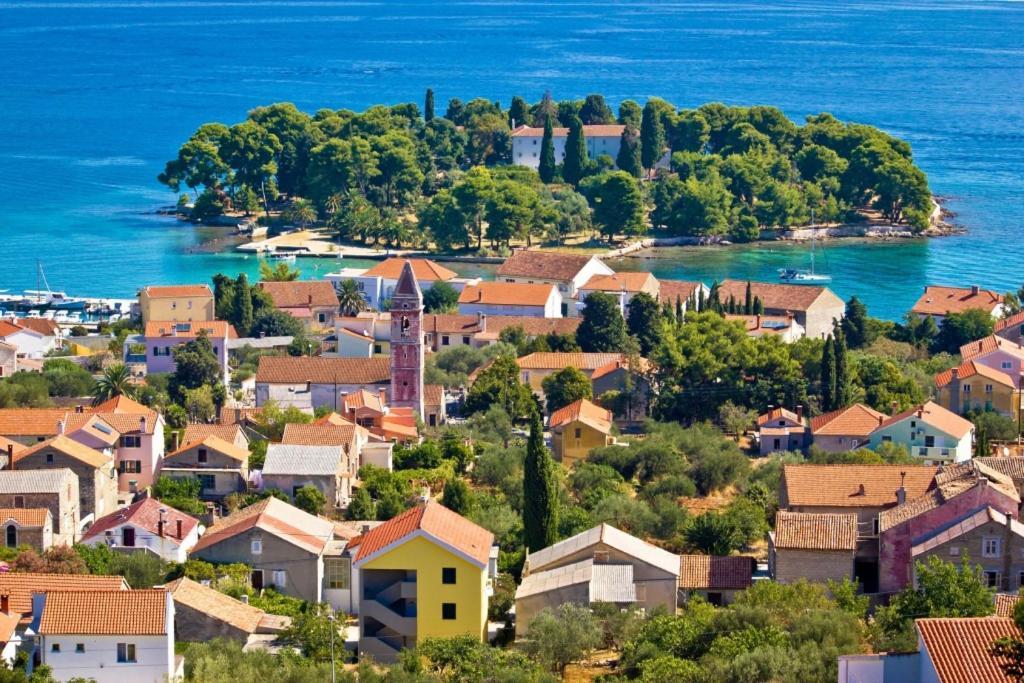 Studio Apartment In Preko With Sea View, Terrace, Air Conditioning, Wi-Fi Dış mekan fotoğraf